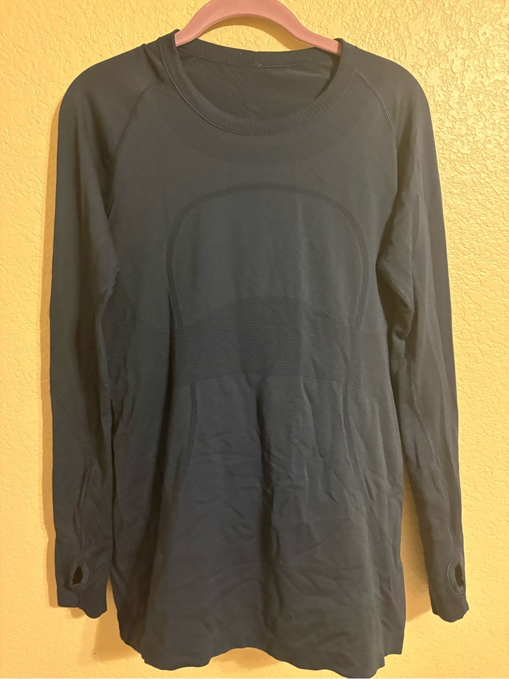 Lululemon Swiftly Tech Long Sleeve Deep Navy Top